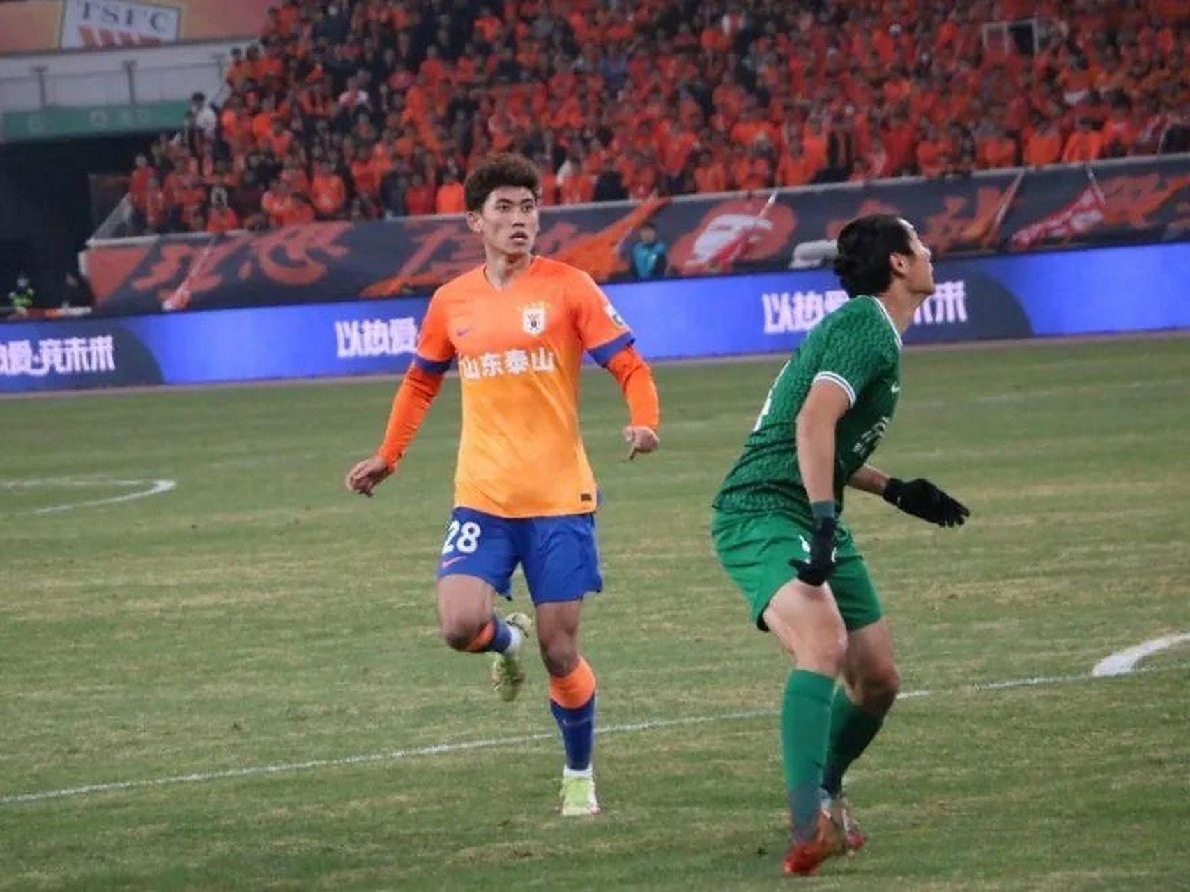 开云体育登录-顽强拼搏获得关注，球员表现暗示成功取胜